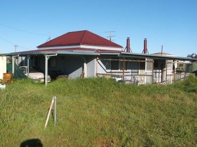 2474 New England Highway, Dundee