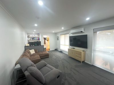 2 / 9 Livingston Court, Warrnambool