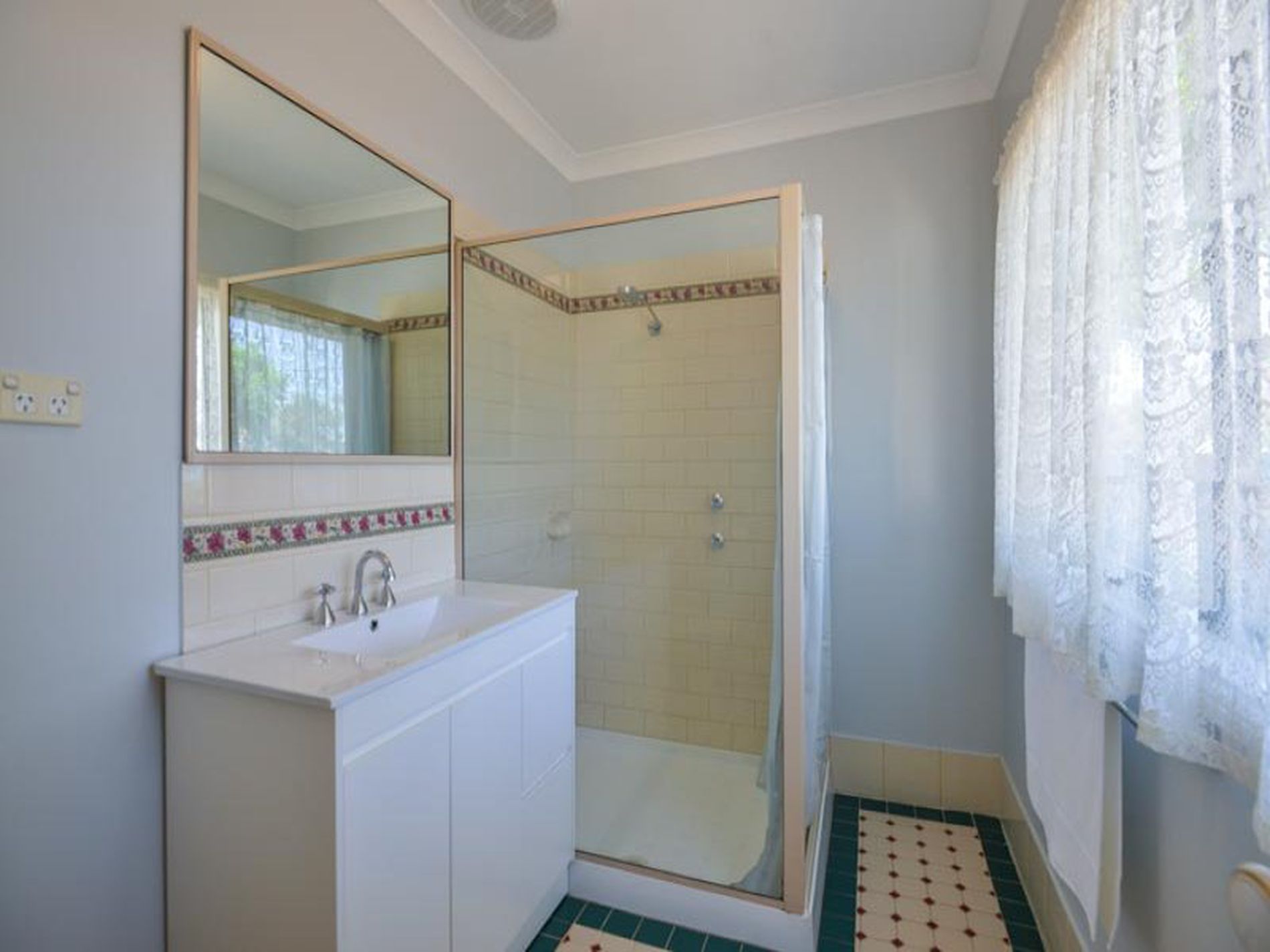 129 Hare Street, Piccadilly