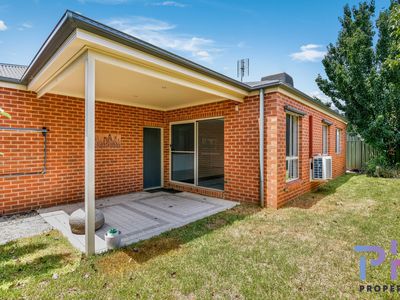 22 McMeeken Way, Epsom