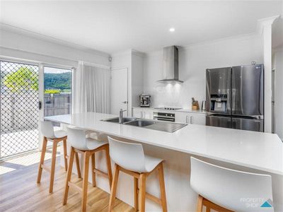 3 Bulleringa Loop, Mount Peter