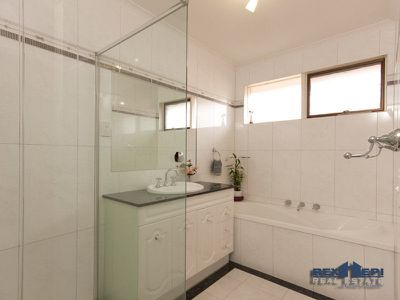 1 Brenda Court, Narre Warren