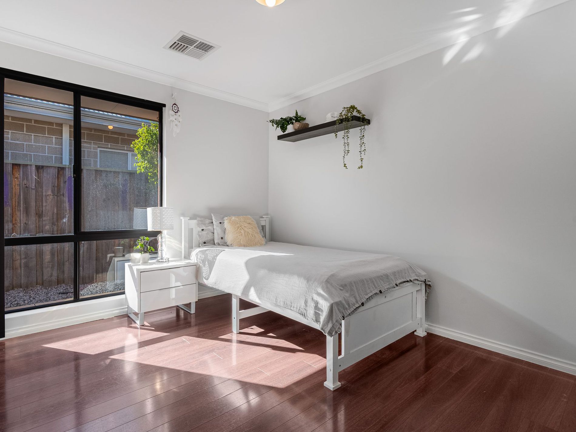 1 Coalseam Street, Ellenbrook