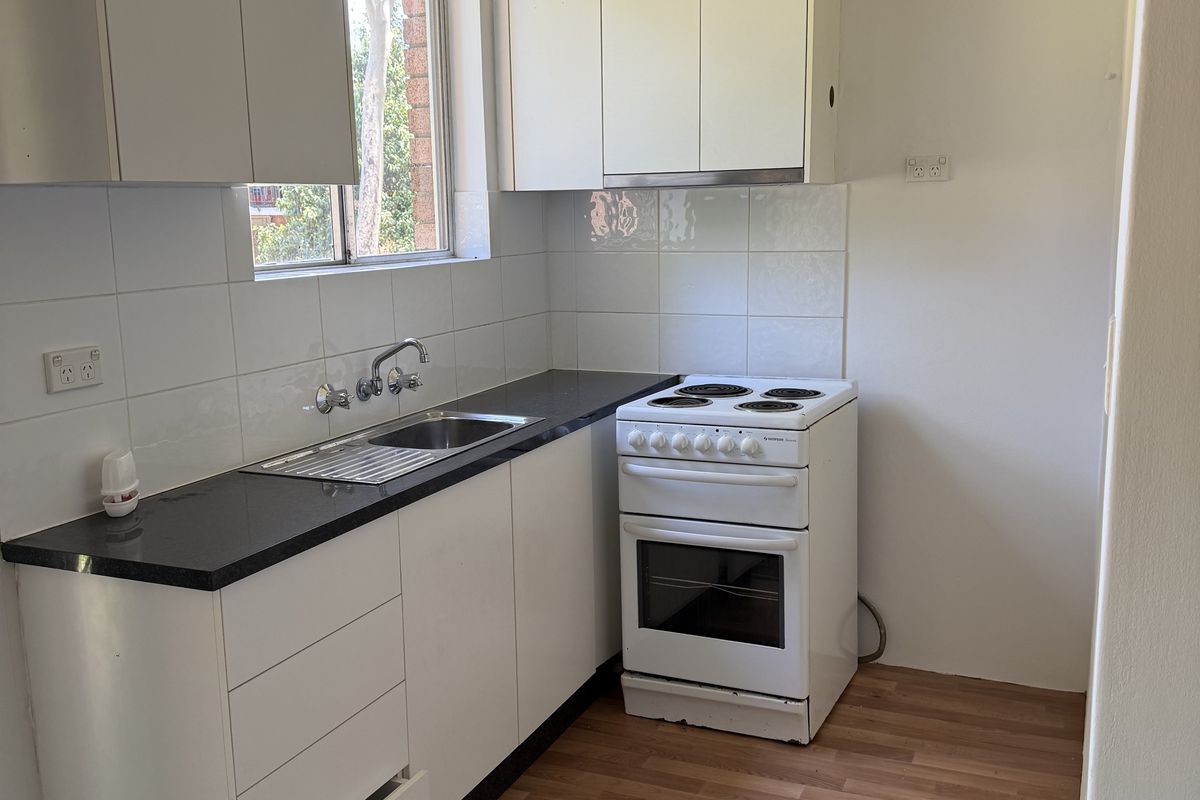 4 / 46 Meadow Crescent, Meadowbank