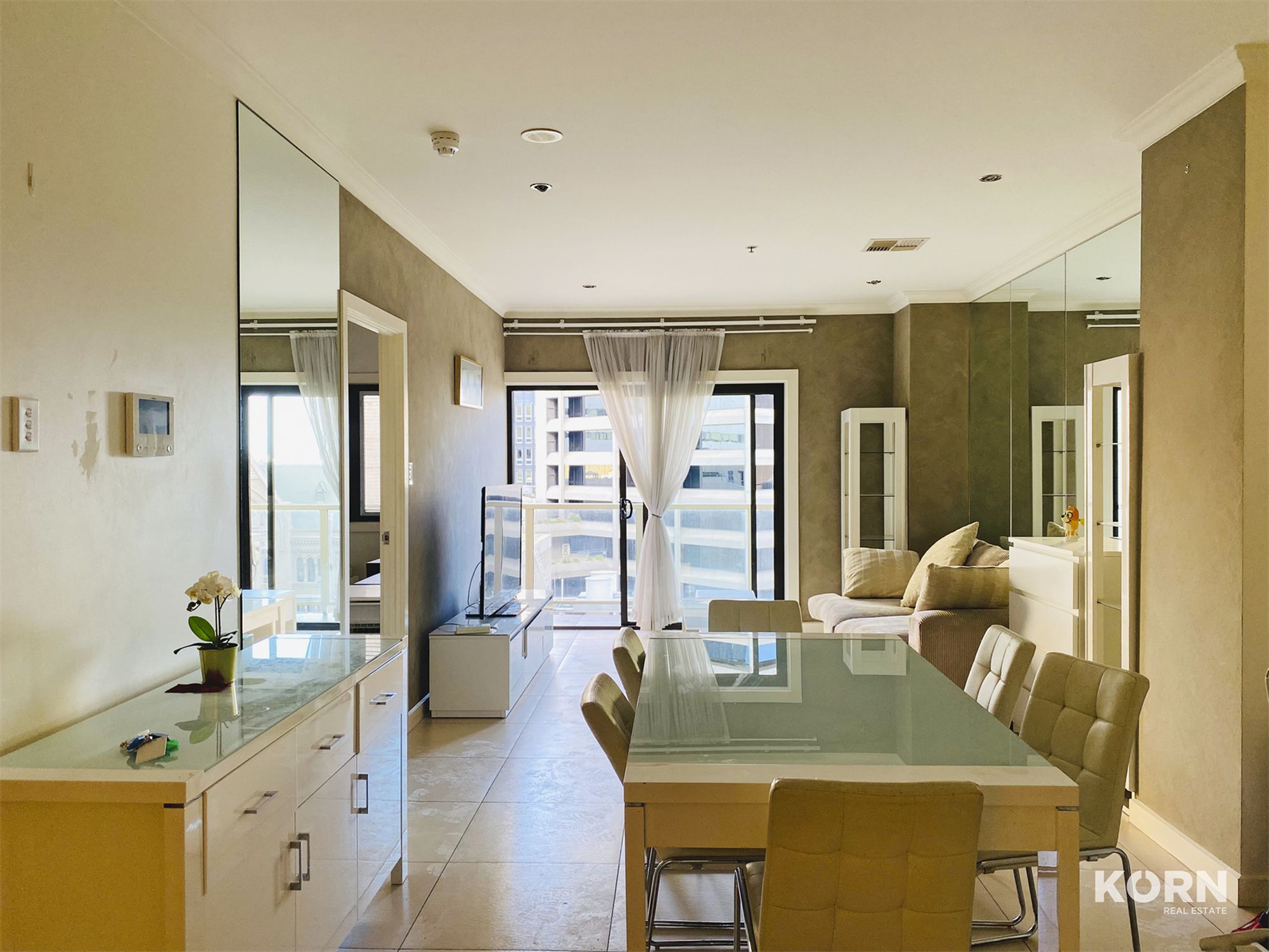 802 / 39 Grenfell Street, Adelaide