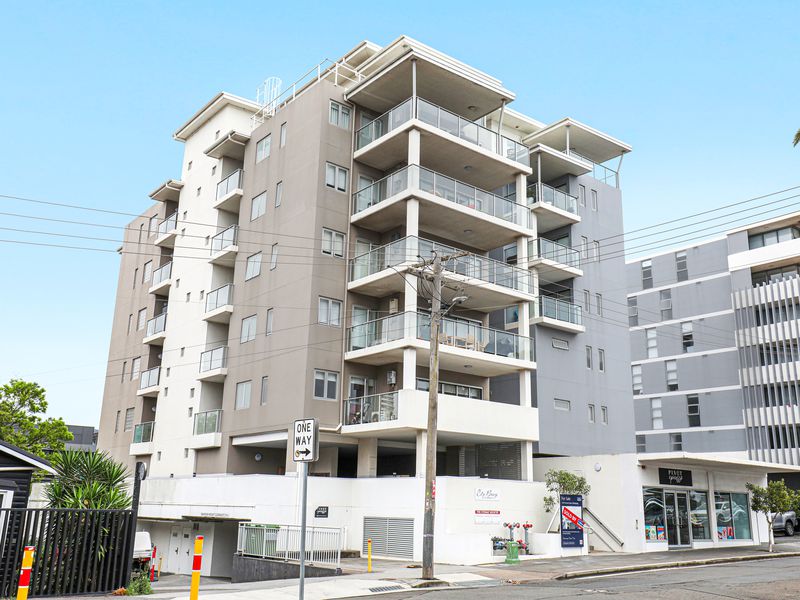 4 / 10 Thomas Street, Wollongong
