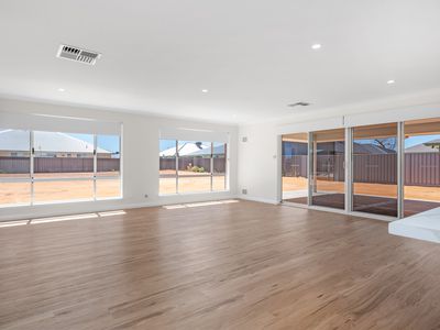 4 Piyarrka Street, Karlkurla