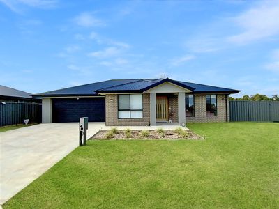 4 Livingston Boulevard, Forbes