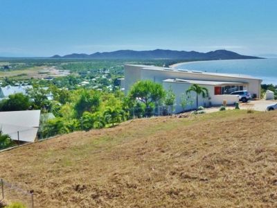 1 Seaview Court, Castle Hill