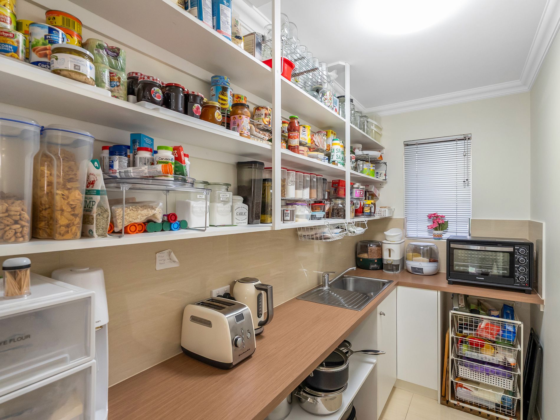 23 Woodlock Drive, Edmonton