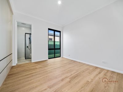 49 Golf Road, Parkwood