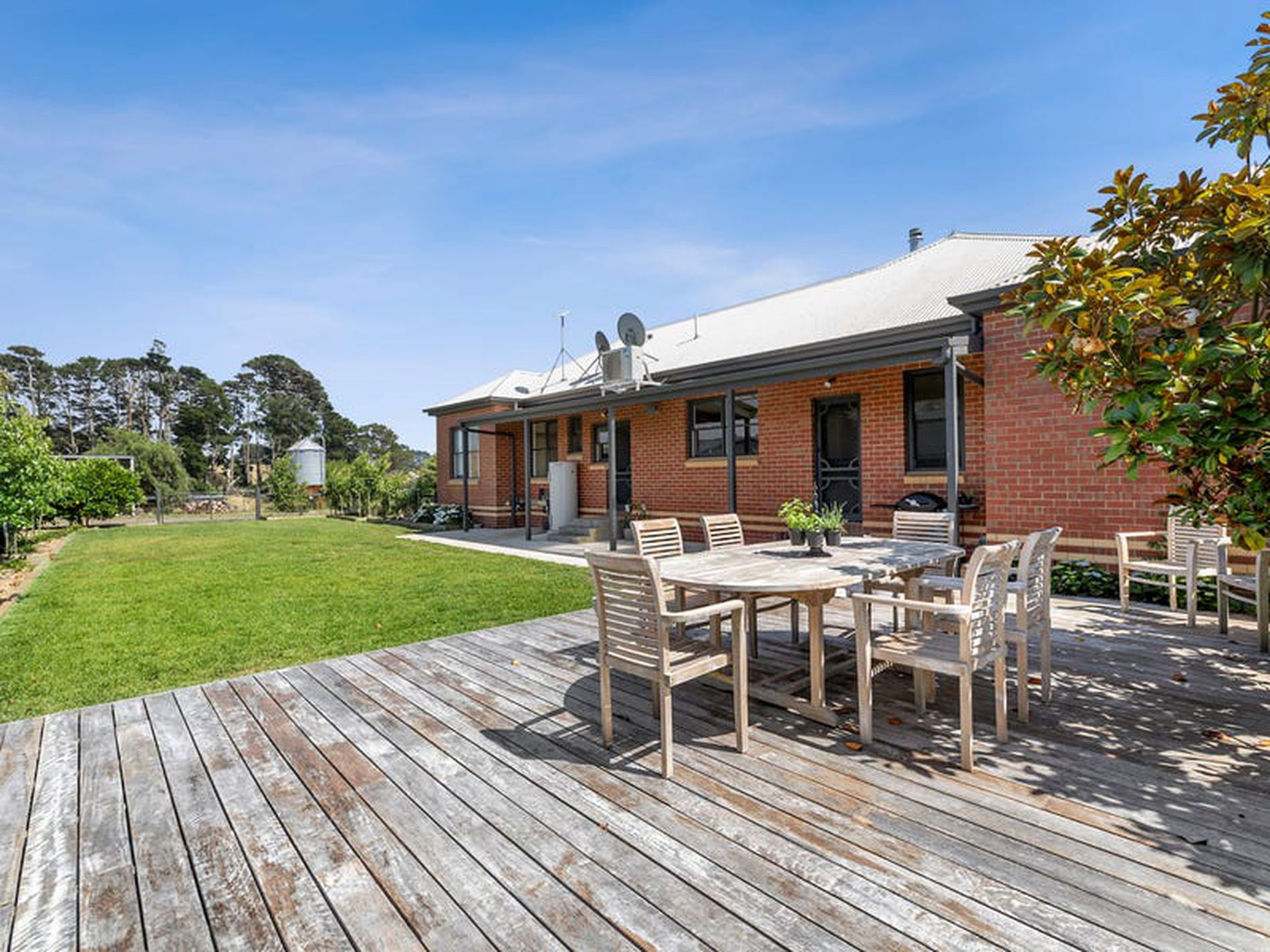 254 Newtons Lane, Trentham