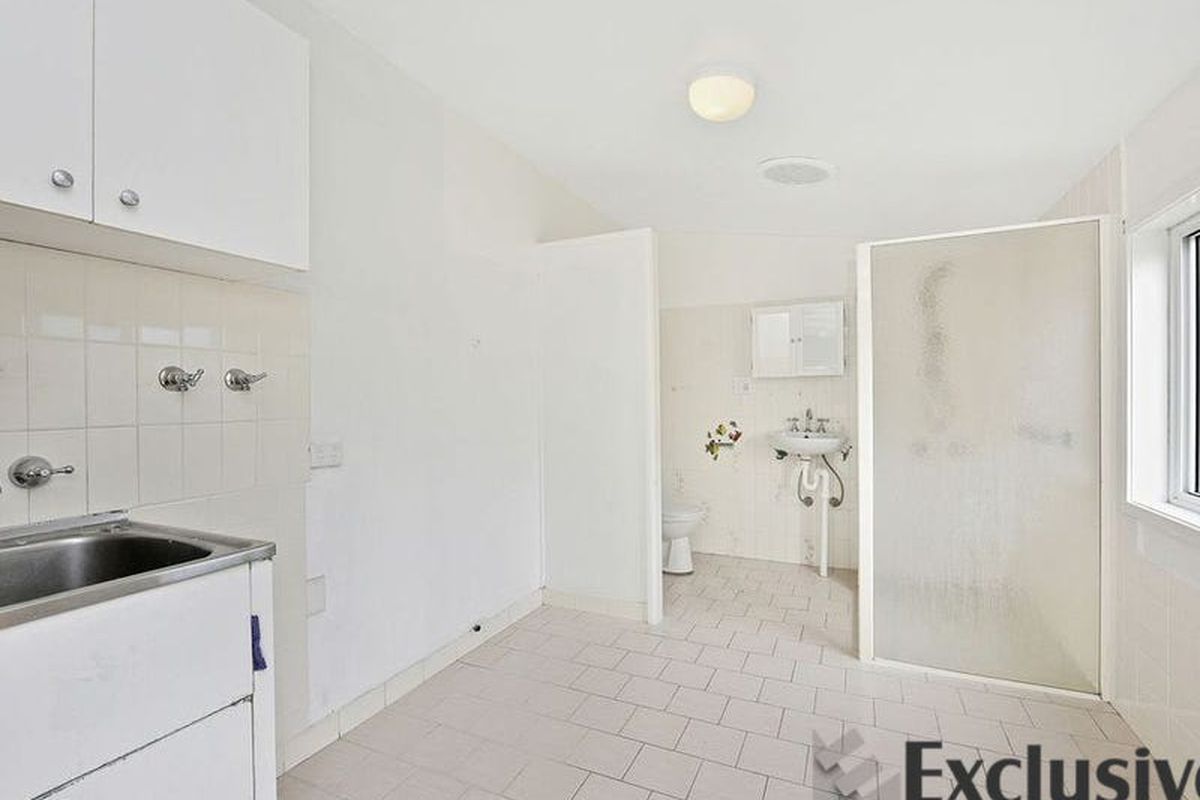 77 Burwood Road, Enfield