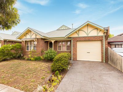 1 / 131 Merton Street, Altona Meadows