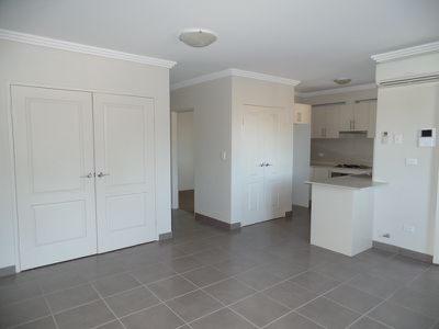 7 / 81-83 Clyde Street, Guildford