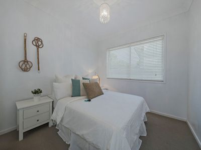 2222 Wynnum Road, Wynnum