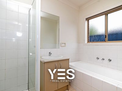 18 Kingsdale Crescent, Pakenham