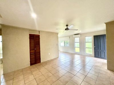 2 / 8 Arovo Street, Trinity Beach