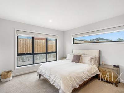 105 Hollyhock Drive, Kingston