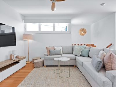 2 Leo Crescent, Alexandra Headland