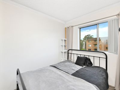 1 / 11 Forbes Street, Warwick Farm