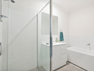 a / 21 Myrtle Drive, Badagarang