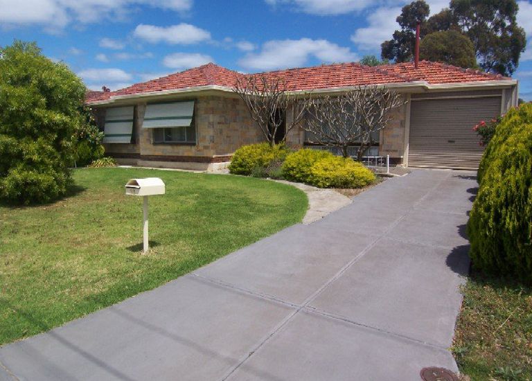 38 Myer Avenue, Plympton