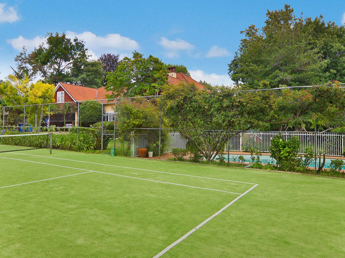 82 Eastern Rd, Turramurra