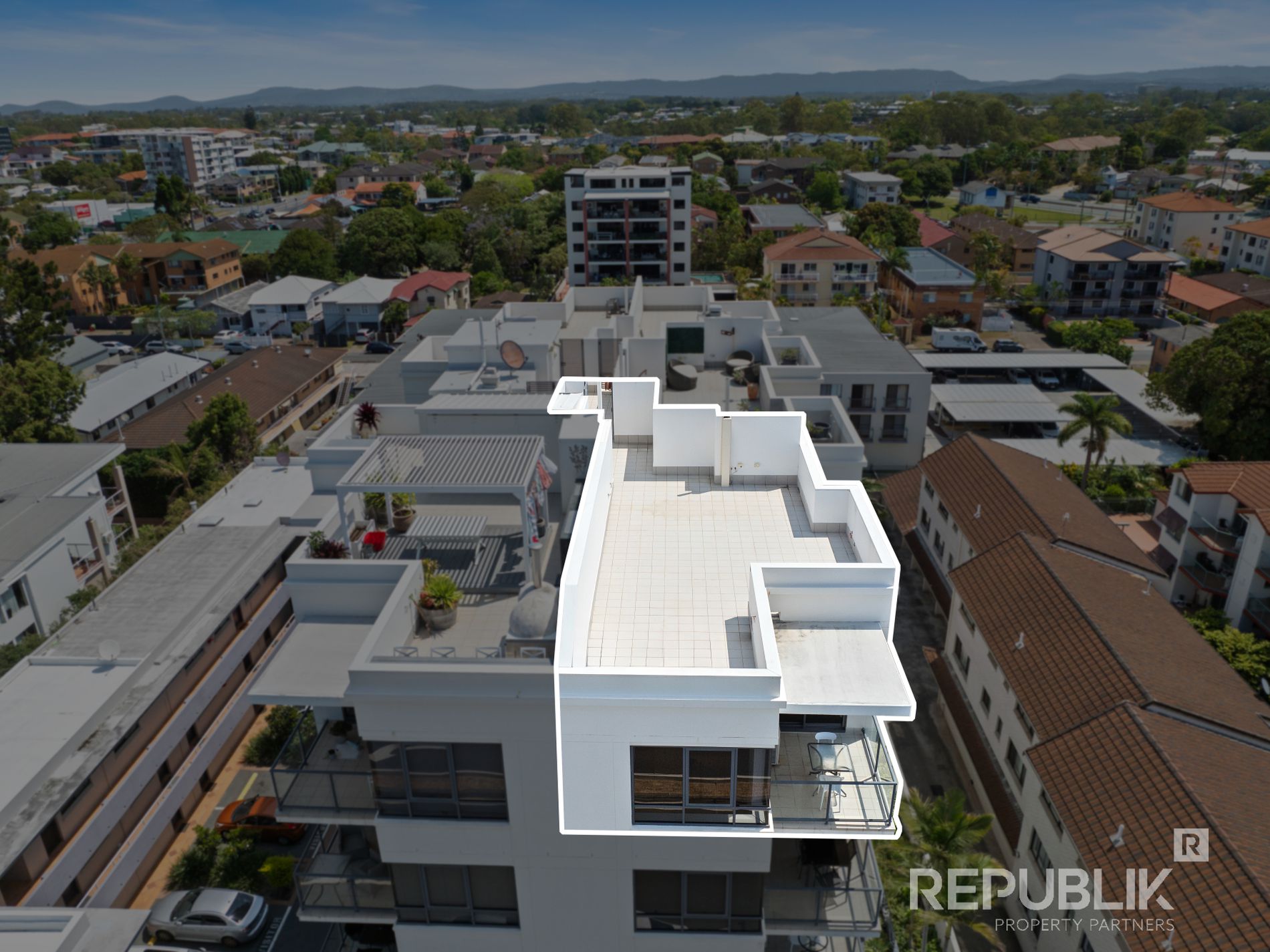 29 / 136 Marine Parade, Southport