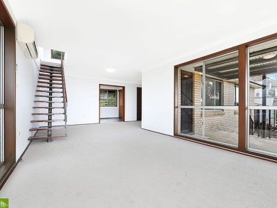18 Thirroul Road, Kanahooka