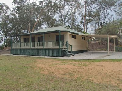 2 Moores Pocket Road, Tivoli