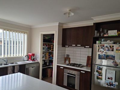 67 Weavers Street, Manor Lakes