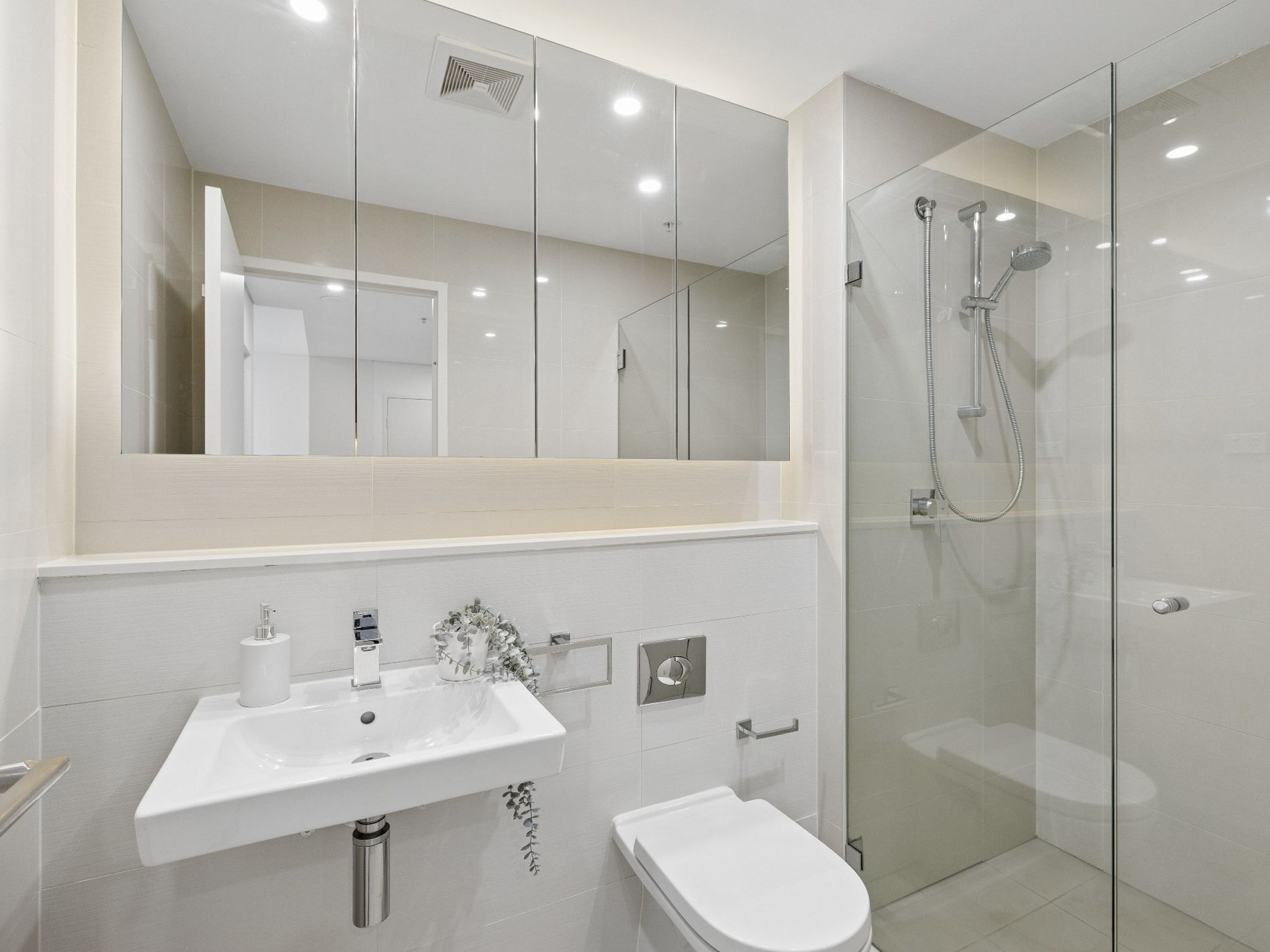 601D / 41 Belmore St, Meadowbank