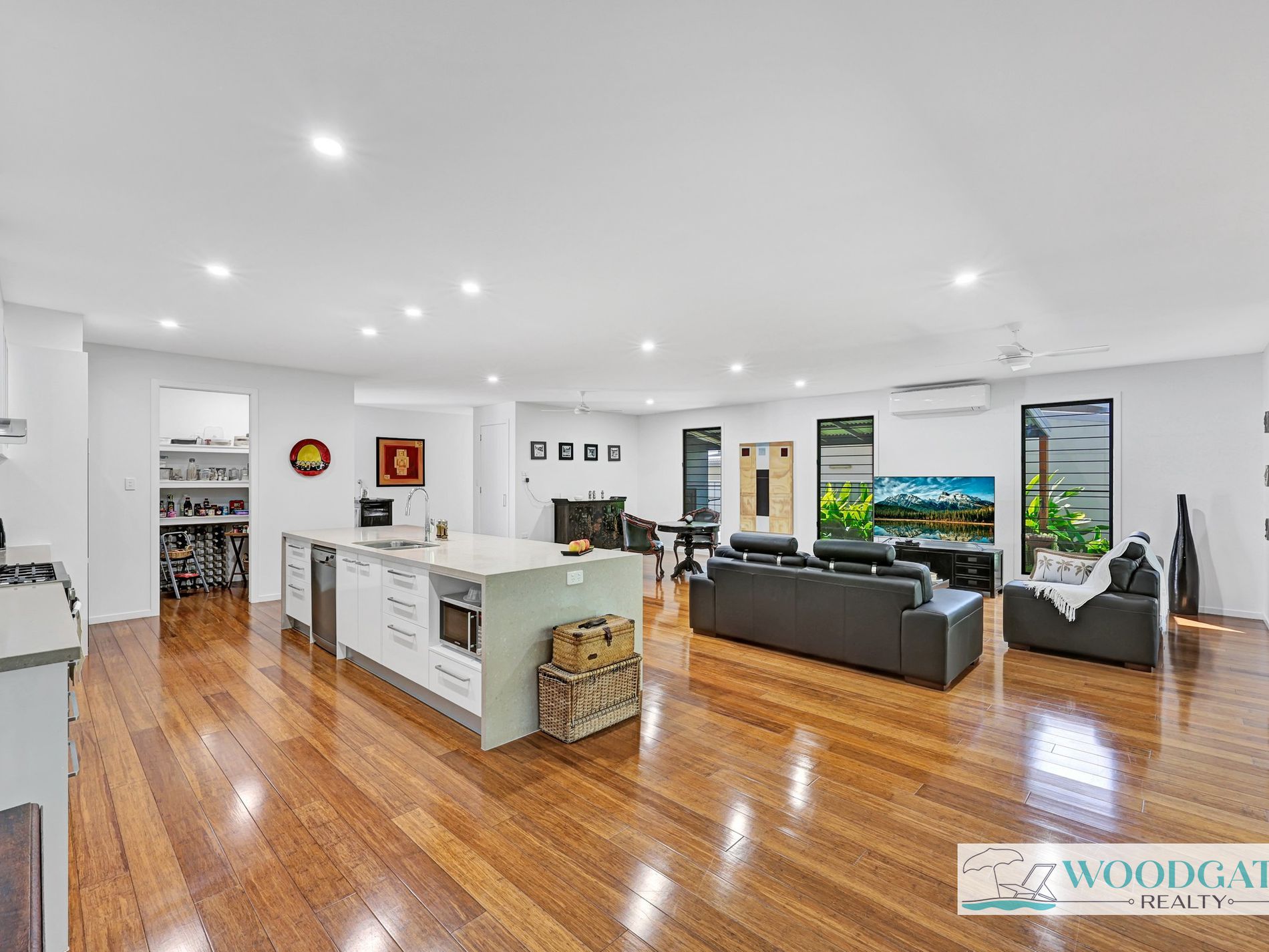 9 Ocean View Dr, Woodgate