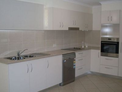 4 / 3 Juan Street, Alexandra Headland