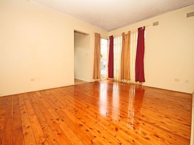 4 / 18 Shadforth Street, Wiley Park