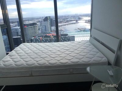 4114 / 220 Spencer Street, Melbourne