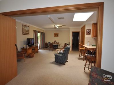 11 Edinburgh Ave, Dubbo