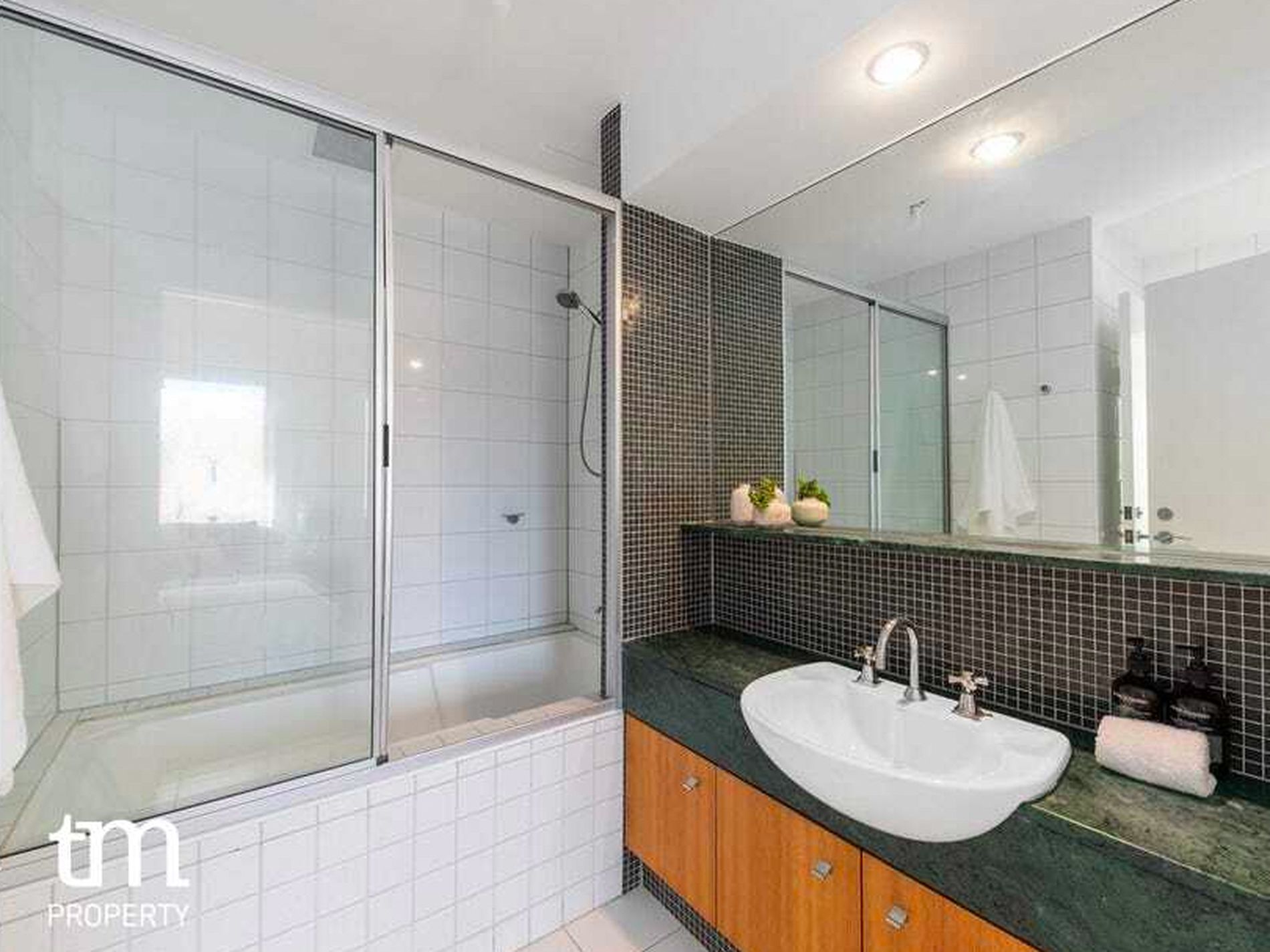19 / 1 Henry Lawson Walk, East Perth
