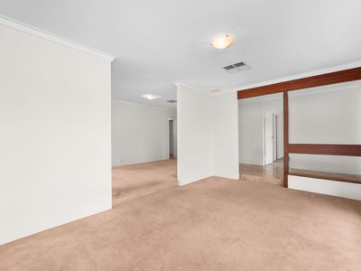 19 Crusader Drive, Thornlie