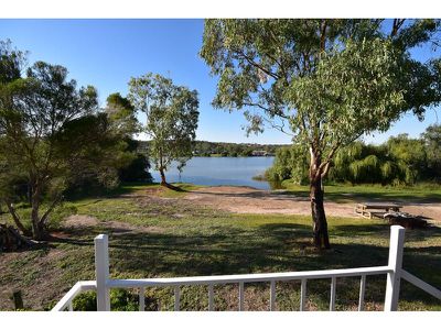 76 Salisbury Road, Mannum