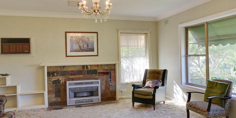 20 Brock, Euroa