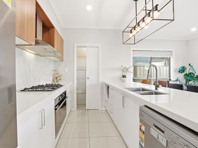 2 Macadamia Street , Marsden Park