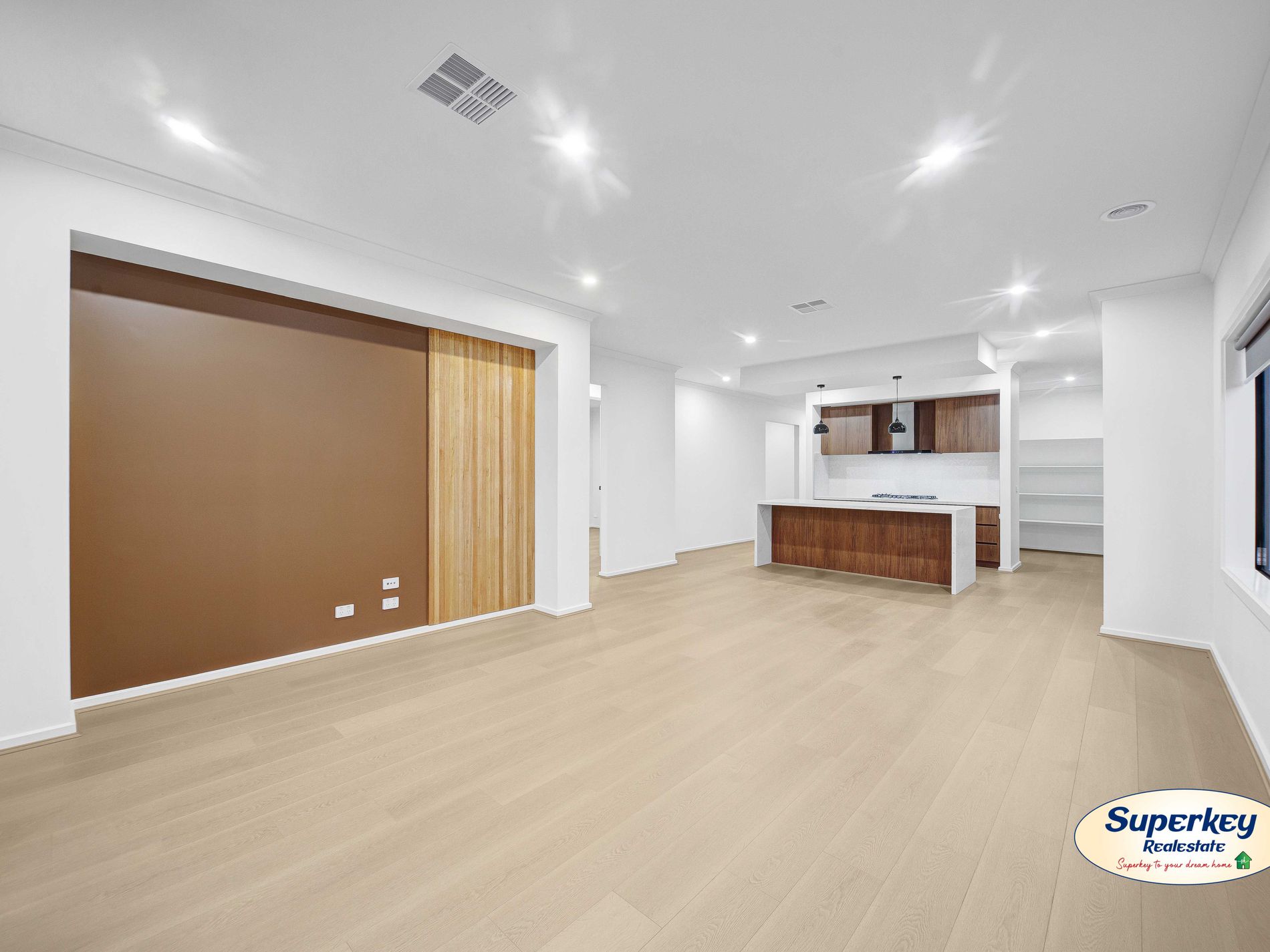 24 Velvet Way, Tarneit