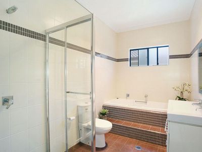 10 Alexander, Arncliffe