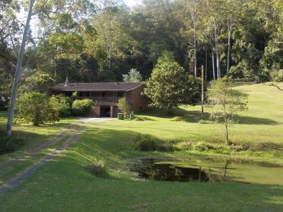 16 Berrys Lane, Fountaindale