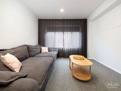 40 LEDBURY CIRCUIT, Wodonga