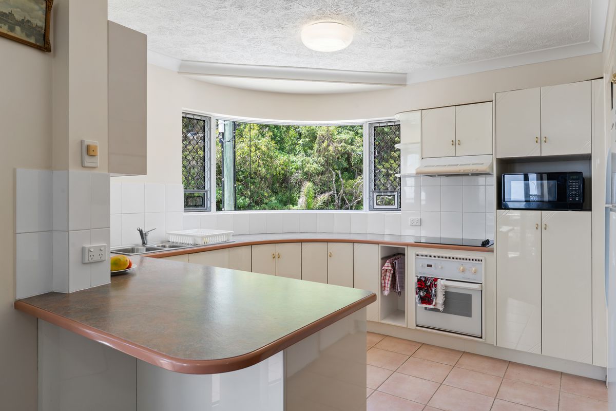 6 / 20 Marine Parade, Coolangatta