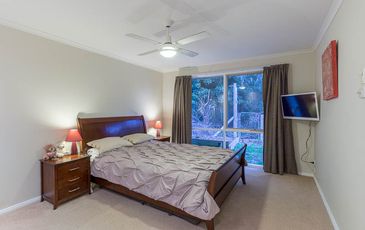 1 McArthur Road, Beaconsfield Upper