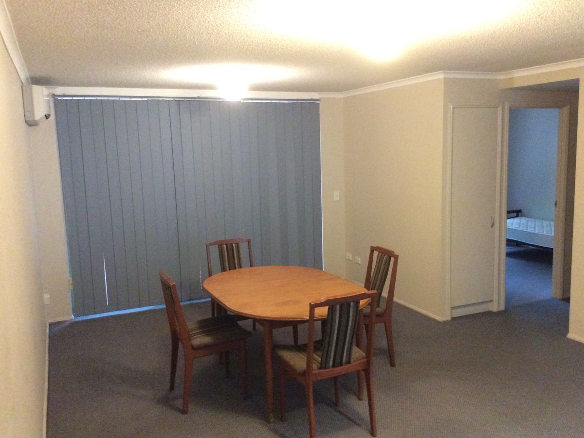 6 / 15 Clarence Road, Indooroopilly